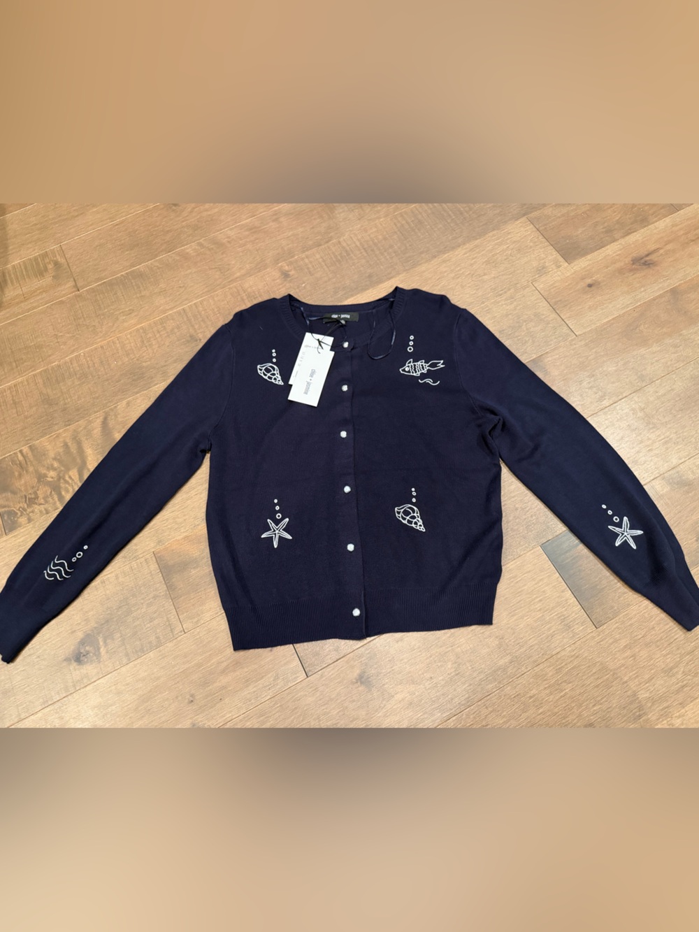 NWT Chloe + Jasmine ocean embroidered cardigan with silver shell buttons - L
